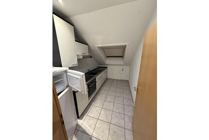 Schöne, sehr gepflegte Dachgeschosswohnung in Gelsenkirchen Resse mit Einbauküche