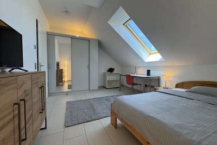WG-Zimmer in Karlsruhe 860,00 € 18 m²
