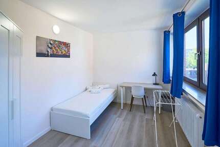 WG-Zimmer in Düsseldorf 609,00 € 10 m²