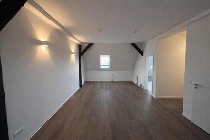 Schick Saniert | Erstbezug ins Dachgeschoss - Magdeburg Diesdorf