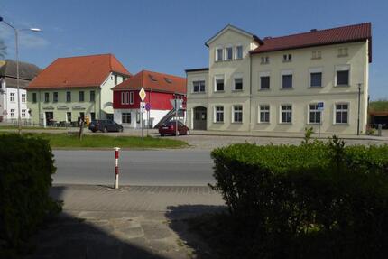 Grosszügige 3 Zimmer Wohnung (1.OG) gegenüber der Schlossinsel - Mirow