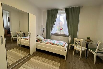 Möblierte Wohnung - 900,00&nbsp;EUR Kaltmiete, ca.&nbsp; 35,00&nbsp;m&sup2; in Essen (PLZ: 45149) Stadtbezirk III