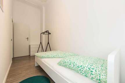 WG-Zimmer in Berlin 650,00 € 9 m²