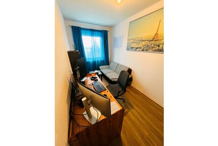 Schöne 64 m² Wohnung ab 01.08. oder 15.08. verfügbar - Dresden Cotta