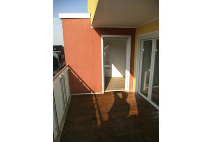 Velb-Innenstadt: 3,5 Zimmer 89qm Neubauwhg, Balkon + Wintergart. - Velbert