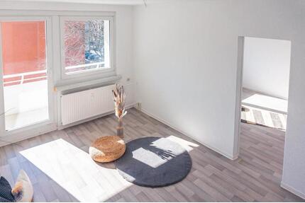 Ein tolles Familiennest mit Balkon - Chemnitz Adelsberg