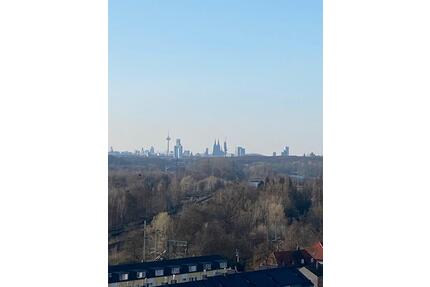 3-Zimmer mit Domblick – 92 m², renoviert - Köln Porz