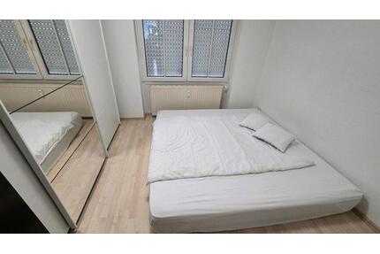 1-ZIMMER ab 22.03 bis 22.04 - 600,00&nbsp;EUR Kaltmiete, ca.&nbsp; 15,00&nbsp;m&sup2; in München (PLZ: 81541) Au-Haidhausen