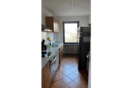 Helles WG-Zimmer in zentraler Lage - Essen Stadtkern