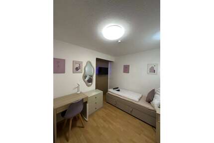 WG-Zimmer in Offenbach am Main 650,00 € 4 m²