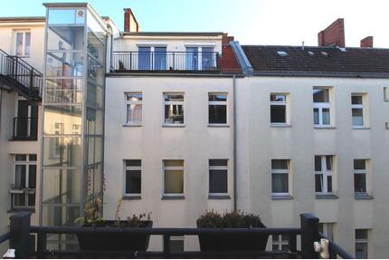 Sonnig, ruhig, renoviert und komplett möbliert - Berlin Mitte