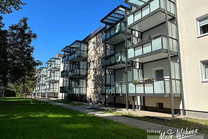 3 Zimmer zum Wohlfühlen, ein Balkon zum Verweilen - jetzt besichtigen! - Halle Damaschkestraße
