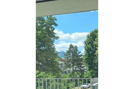 Schöne, helle 3-Zimmer Wohnung mit Aufzug und Balkon - Erstbezug - Kirchheim unter Teck