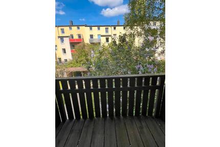 helle 2-Raum-Wohnung mit Balkon und Tageslichtbad - Magdeburg Beyendorf-Sohlen