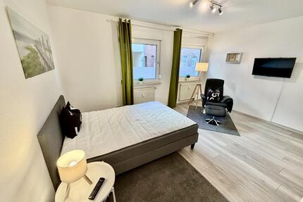 1-ZIMMER WOHNUNG voll möbliert - 575,00&nbsp;EUR Kaltmiete, ca.&nbsp; 25,00&nbsp;m&sup2; in Fürth (PLZ: 90762) Altstadt