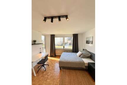 WG-Zimmer in Unterhaching 640,00 € 14 m²