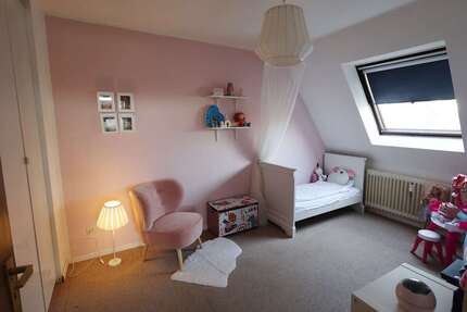 Wohnung zum Mieten in Wuppertal 313,53 € 52.43 m²