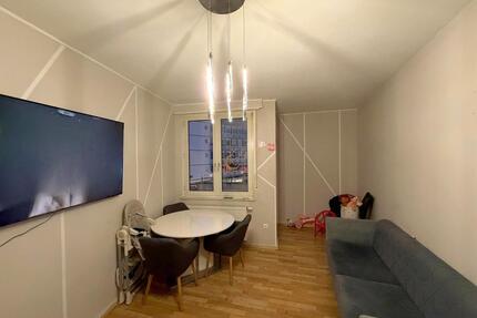 Gut geschnittene 2 Zimmer Wohnung mit Balkon - Ludwigshafen am Rhein