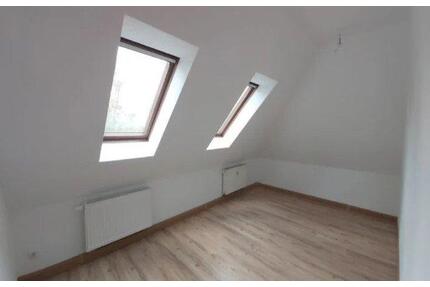 Wunderschöne 3 Zimmer Wohnung mit Wintergarten - Rochlitz