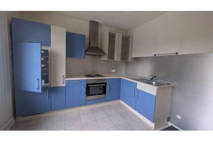 ## Schöne Lage, 3 Zi., EBK, Laminat, DU Bad, Wintergarten ## - Bremen Walle