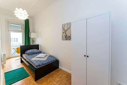 WG-Zimmer in Berlin 640,00 € 13 m²