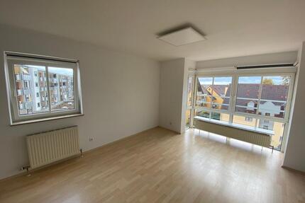 Helle, freundliche 2-Zimmer Wohnung in Schwabach zu vermieten