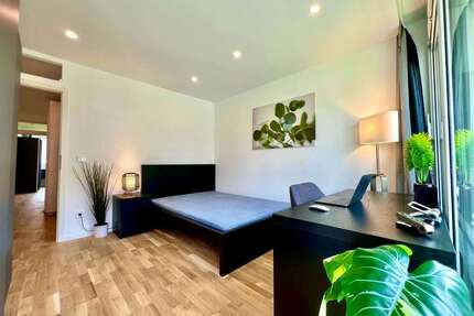 WG-Zimmer in München 900,00 € 15 m²