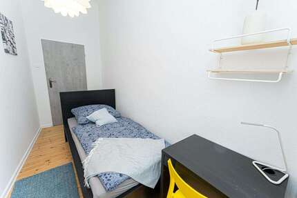 WG-Zimmer in Berlin 580,00 € 8 m²