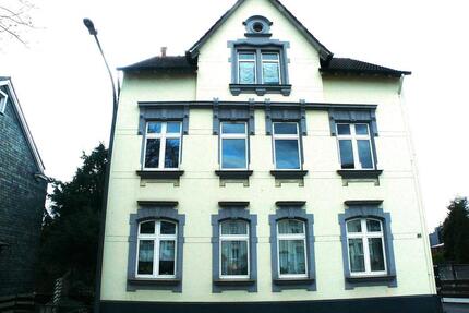 Charmante 3 Zimmer Altbauwohnung - Wuppertal Gemarkung Ronsdorf