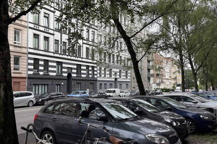 Einmalige Luxus Altbauwohnung zum Erstbezug in der Holtenauer Straße in Kiel