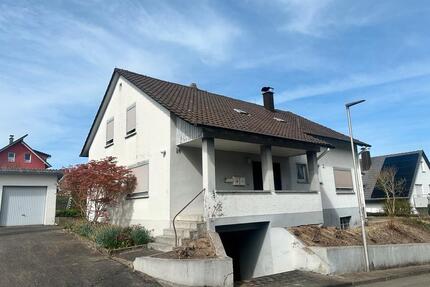 4 Zimmer Wohnung zu vermieten - 1.500,00&nbsp;EUR Kaltmiete, ca.&nbsp; 90,00&nbsp;m&sup2; in Friesenheim (PLZ: 77948)