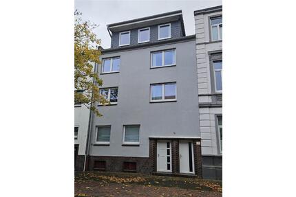 TT bietet an: WG-Zimmer für Studenten und Marinesoldaten in Wassernähe! - Wilhelmshaven