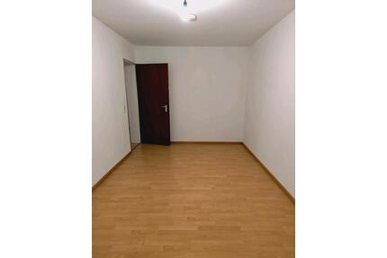 16m2 WG-Zimmer in Weil am Rhein , ab 01.04.27 verfügbar
