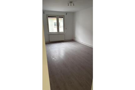 Wohnung 3 Zimmer im MFH - 1.000,00&nbsp;EUR Kaltmiete, ca.&nbsp; 75,00&nbsp;m&sup2; in Hanau (PLZ: 63450)