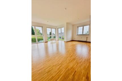 Charmante vier Zimmer Wohnung mit viel Licht und Wohlfühlfaktor - Bad Krozingen