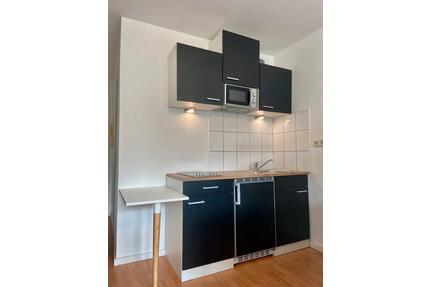 Möbliertes 1-Zimmer Apartment mit Balkon in Köln Bayenthal