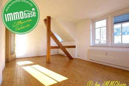 2 12 Zimmer - Schmuckstück unterm Dach mit Einbauküche und schickem Bad! - Frankenberg