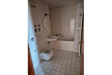2 Zimmer Wohnung - 800,00&nbsp;EUR Kaltmiete, ca.&nbsp; 54,00&nbsp;m&sup2; in Petersaurach (PLZ: 91580)