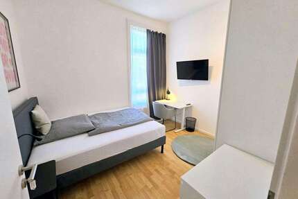 WG-Zimmer in Frankfurt am Main 800,00 € 13 m²