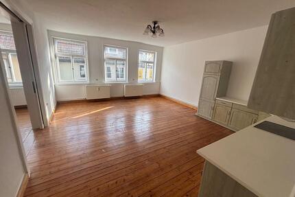 Großzügig wohnen in bester Citylage – 4 Zimmer mit Charme & Weitläufigkeit - Salzwedel