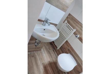 Schön geschnittene 2 Zimmer-Dachgeschoss-Wohnung mit neuem Bad! - Gelsenkirchen Rotthausen