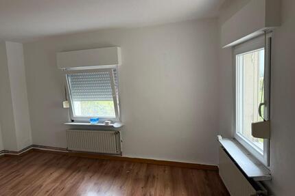 3-Zimmer Wohnung zu vermieten - 700,00&nbsp;EUR Kaltmiete, ca.&nbsp; 70,00&nbsp;m&sup2; in Paderborn (PLZ: 33100) Neuenbeken
