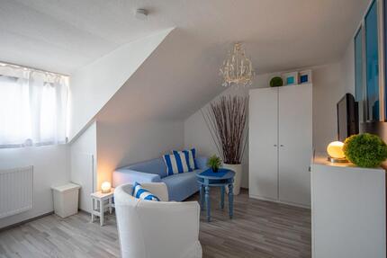 möblierte 2-Zimmer Wohnung in Stuttgart-Stammehim