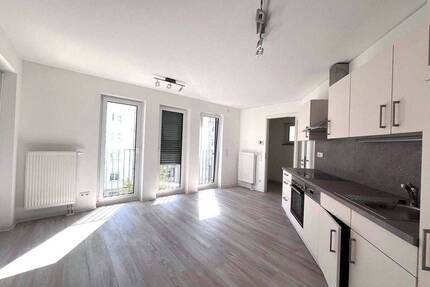 LAVIDA Steinbühl – 2-Zimmer-Wohnung mit Balkon, Einbauküche und 24h-Service, direkt am Opernhaus - Nürnberg