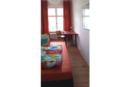 WG-Zimmer in Berlin 650,00 € 13 m²