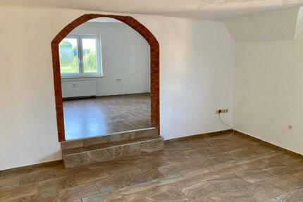 4,5 Zimmer Wohnung mit Loggia, Erdwärme und Wallbox in Flechtorf - Lehre