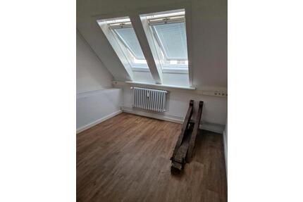 Doppel-WG Zimmer in großzügiger Wohnung - Kiel Ravensberg