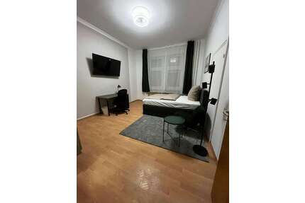 WG-Zimmer in Frankfurt am Main 685,00 € 14 m²