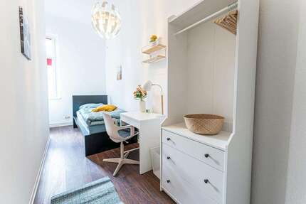 WG-Zimmer in Berlin 670,00 € 10 m²