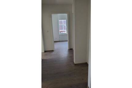 3,5-Raum im EG vollrenoviert mit eigenem Gartenanteil - Gelsenkirchen Horst